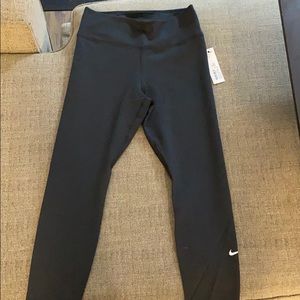 NWT Nike - Soul leggings